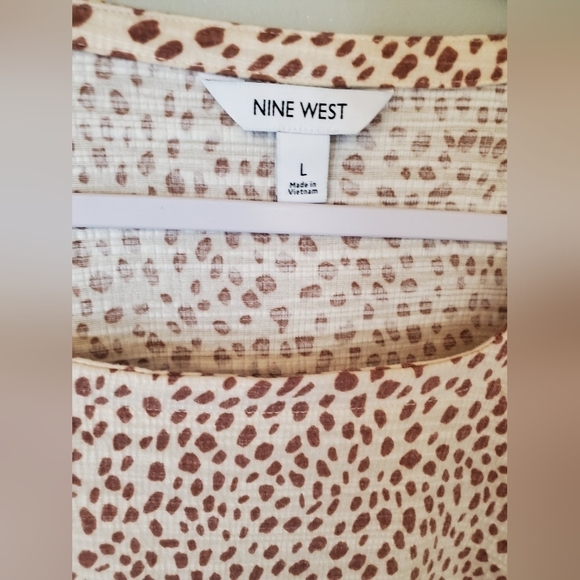Nine West Giraffe print shirt - Picture 2 of 4